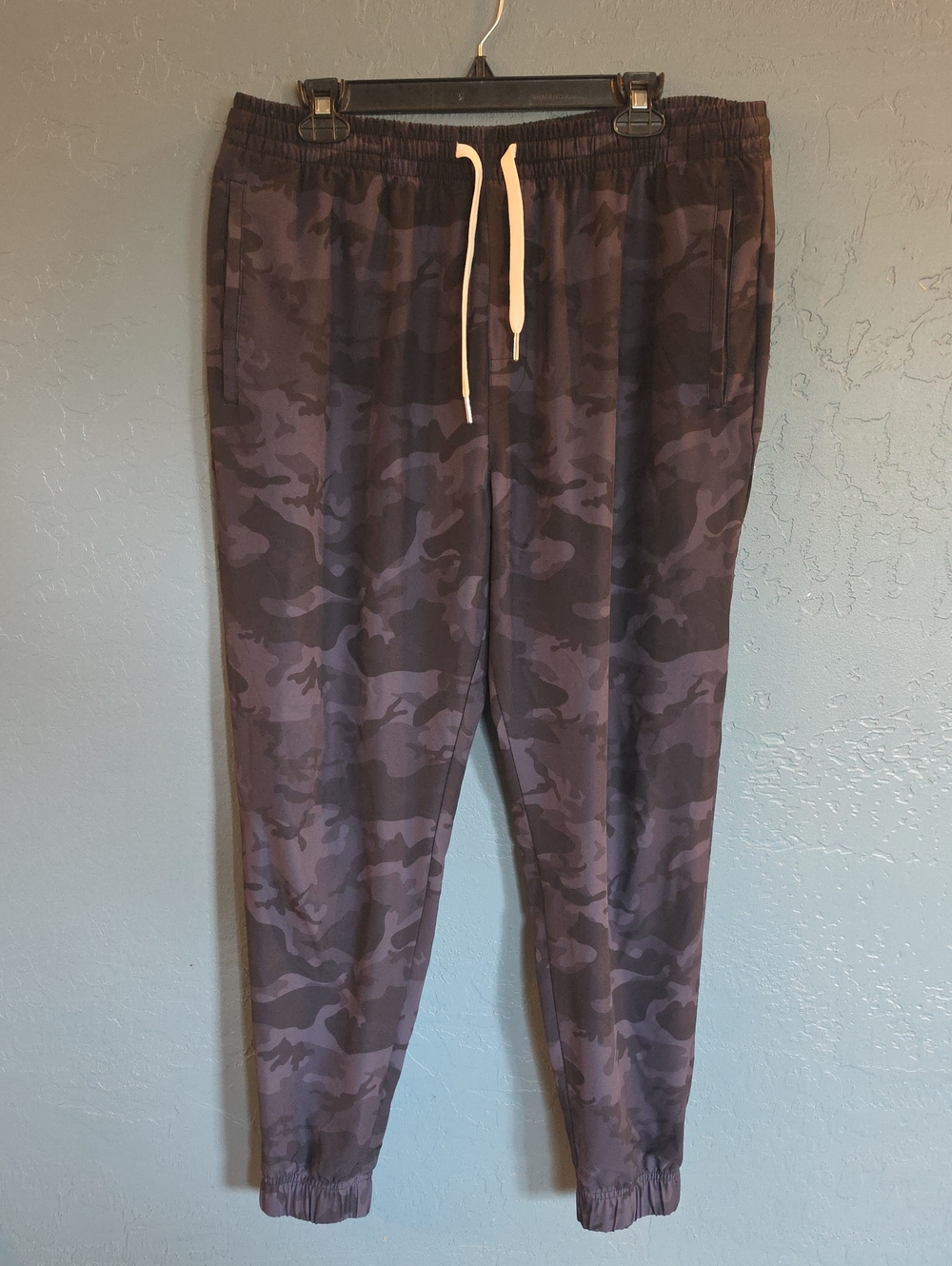 Cove Black Camo Joggers with Cream Drawstrings